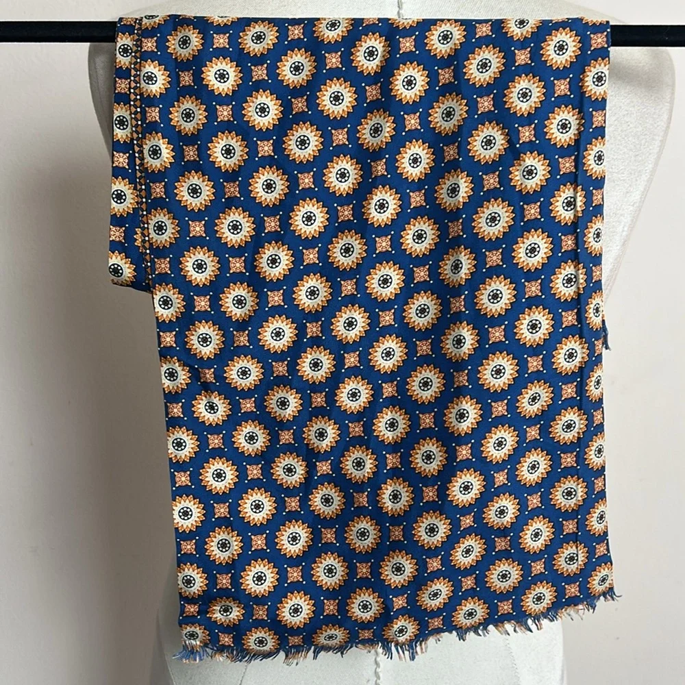 Burma Bibas 100% silk chain geometric print rectangular scarf
